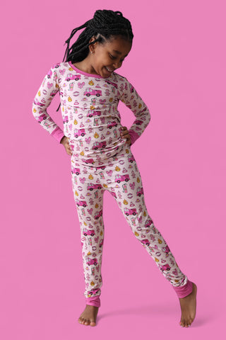 BLAZING BOWS AND HYDRANTS DREAM SET