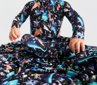 MIDNIGHT REEF DREAM BLANKET