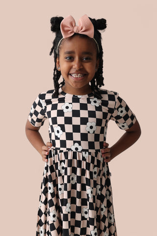 RETRO DAISY CHECKS DREAM SHORT SLEEVE RUFFLE DRESS