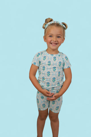 BLUE RIBBON BLOOMS DREAM SHORT SET