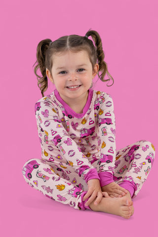 BLAZING BOWS AND HYDRANTS DREAM SET