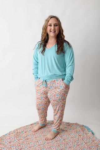 FLOWER FIELDS WOMEN'S DREAM JOGGER SET