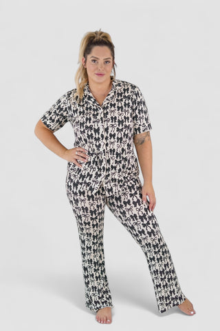 NEUTRAL BOWS SHORT SLEEVE WOMEN'S RELAXED FLARE DREAM SET