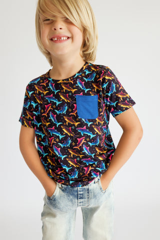 SHARK FRENZY DREAM POCKET TEE
