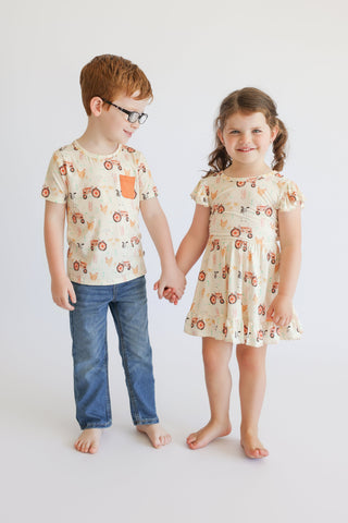 FARMYARD FRIENDS DREAM POCKET TEE