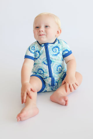 OCEAN WAVES TIE DYE DREAM SHORTIE