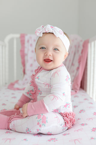 TIED WITH ROSES DREAM CRIB SHEET