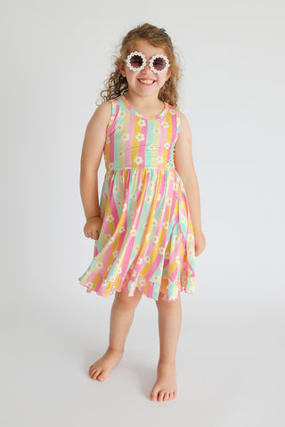 DAISY STRIPE DELIGHT SLEEVELESS DREAM RUFFLE DRESS