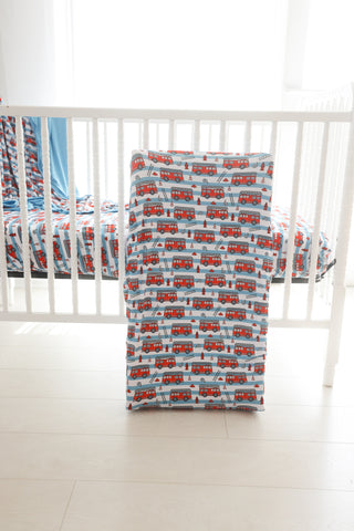 FIRETRUCK FRENZY DREAM CHANGING PAD
