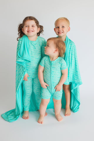 TIDAL WAVES DREAM BLANKET