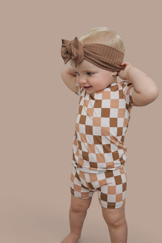 CHESTNUT  CHECKERS DREAM SHORT SET