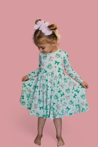 CLOVER BOWS LONG SLEEVE DREAM RUFFLE DRESS