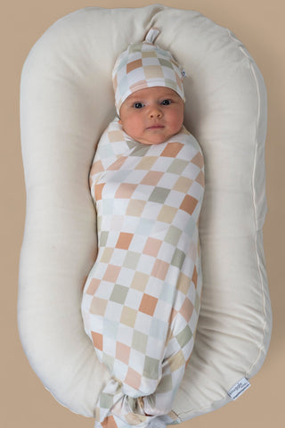 MUTED CHECKERS DREAM SWADDLE & BEANIE