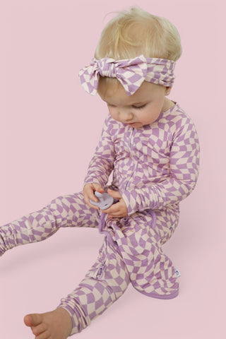 PLUM WAVY CHECKERS DREAM BOW