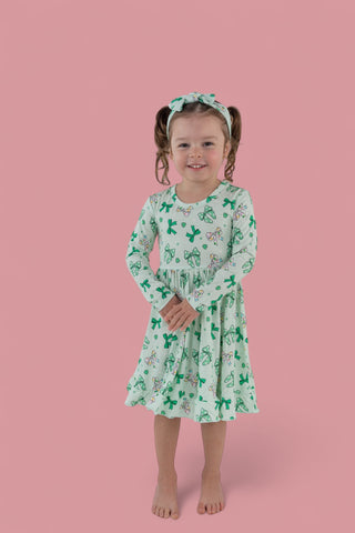 CLOVER BOWS LONG SLEEVE DREAM RUFFLE DRESS