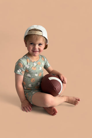 AUTUMN KICKOFF DREAM SHORT SET