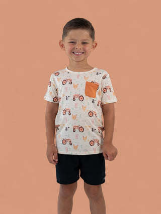 FARMYARD FRIENDS DREAM POCKET TEE