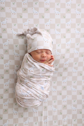 EXCLUSIVE QUACKIN' ALONG DREAM SWADDLE & BEANIE