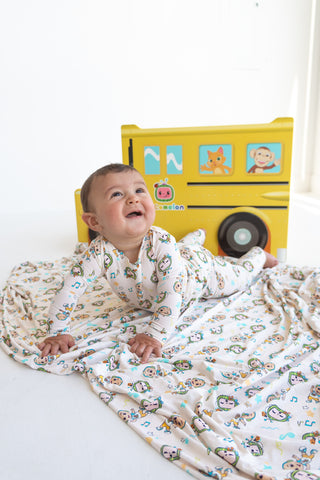 CoComelon x Dream Big Little Co JJ MUSICAL MELON DREAM BLANKET