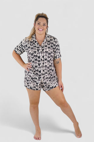 NEUTRAL BOWS SHORT SLEEVE WOMEN’S DREAM SHORT SET