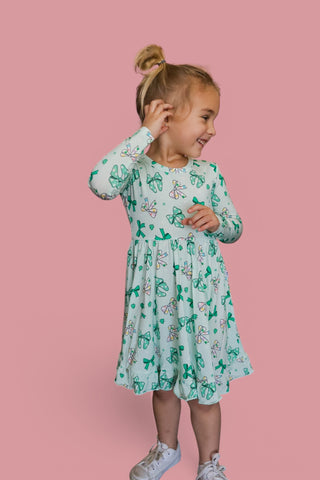 CLOVER BOWS LONG SLEEVE DREAM RUFFLE DRESS