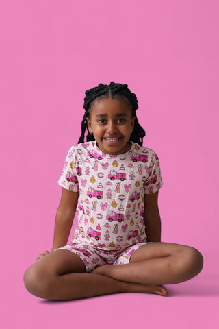 BLAZING BOWS AND HYDRANTS DREAM SHORT SET