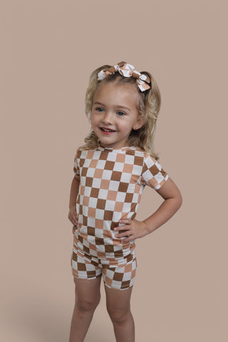 CHESTNUT  CHECKERS DREAM SHORT SET