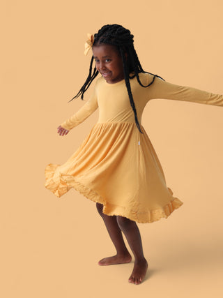 HONEY RIB DREAM RUFFLE DRESS