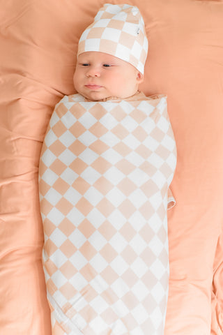 SANDY CHECKERS DREAM SWADDLE & BEANIE