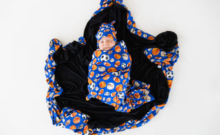 ALL STARZZZ SPORTS DREAM SWADDLE & BEANIE