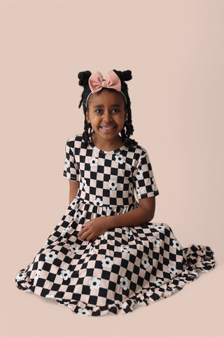 RETRO DAISY CHECKS DREAM SHORT SLEEVE RUFFLE DRESS