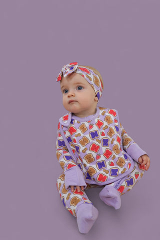 EXCLUSIVE PEANUT BUTTER JELLY TIME DREAM BABY BIB