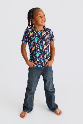 MIDNIGHT REEF DREAM POCKET TEE