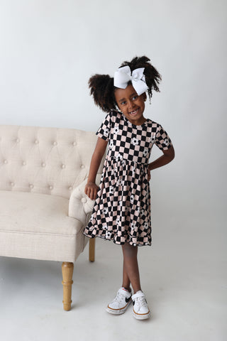 RETRO DAISY CHECKS DREAM SHORT SLEEVE RUFFLE DRESS