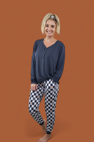 BOO CREW CHECKERS WOMEN'S JOGGER DREAM SET