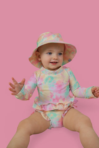 RAINBOW CLOUDS DREAM 2-PIECE RASH GUARD RUFFLE SWIM SUIT