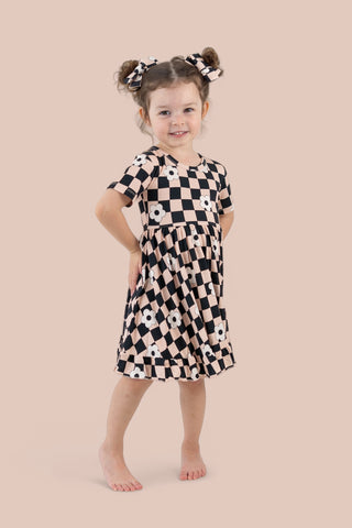 RETRO DAISY CHECKS DREAM SHORT SLEEVE RUFFLE DRESS