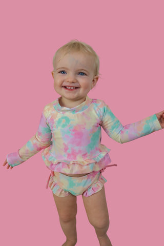 RAINBOW CLOUDS DREAM 2-PIECE RASH GUARD RUFFLE SWIM SUIT