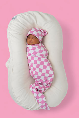 BUBBLEGUM CHECKERS DREAM SWADDLE & BEANIE