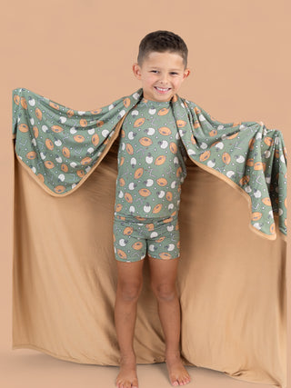 AUTUMN KICKOFF DREAM SHORT SET