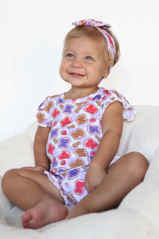 EXCLUSIVE PEANUT BUTTER JELLY TIME DREAM RUFFLE SHORT SET