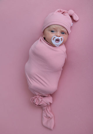 MAUVE RIB DREAM SWADDLE & BEANIE