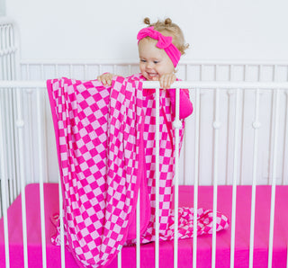 HOT PINK DREAM CRIB SHEET