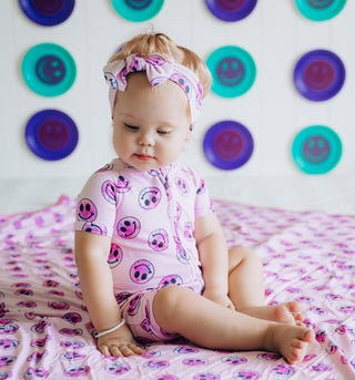PINK TIE DYE SMILEY DREAM BOW
