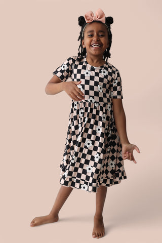 RETRO DAISY CHECKS DREAM SHORT SLEEVE RUFFLE DRESS