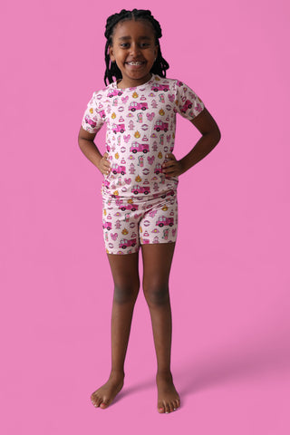 BLAZING BOWS AND HYDRANTS DREAM SHORT SET