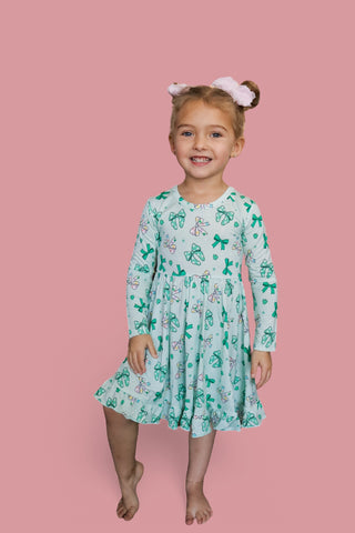 CLOVER BOWS LONG SLEEVE DREAM RUFFLE DRESS