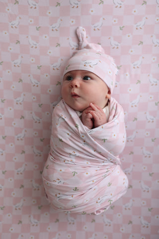 EXCLUSIVE DUCKS AND DAISIES DREAM SWADDLE & BEANIE