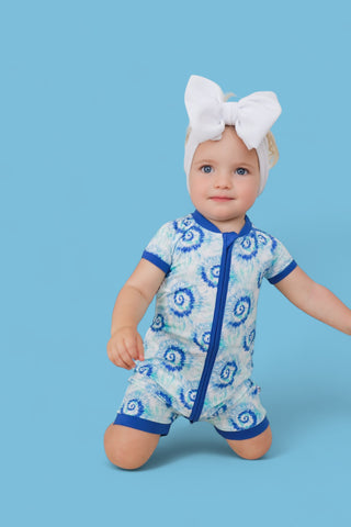 OCEAN WAVES TIE DYE DREAM SHORTIE