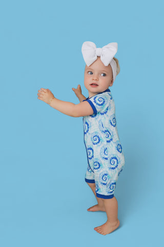 OCEAN WAVES TIE DYE DREAM SHORTIE